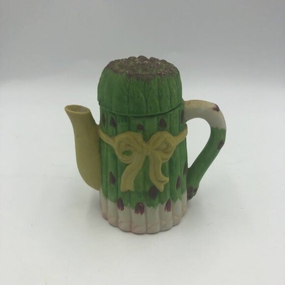 Vintage Asparagus Miniature Ceramic Teapot with Lid Vegetable Theme Collectible - Picture 3 of 13